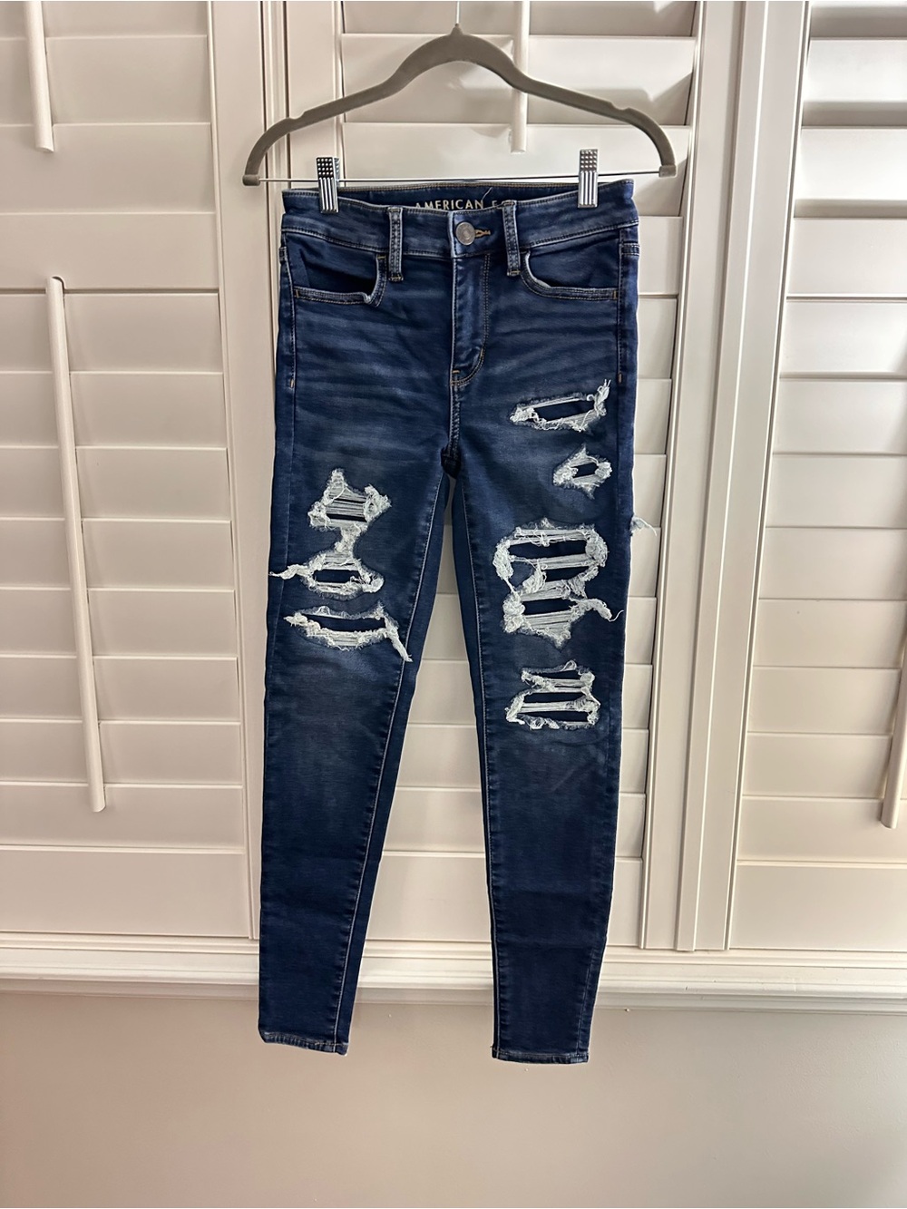 American Eagle Outfitters Dark Blue Distressed Skinny Jeans